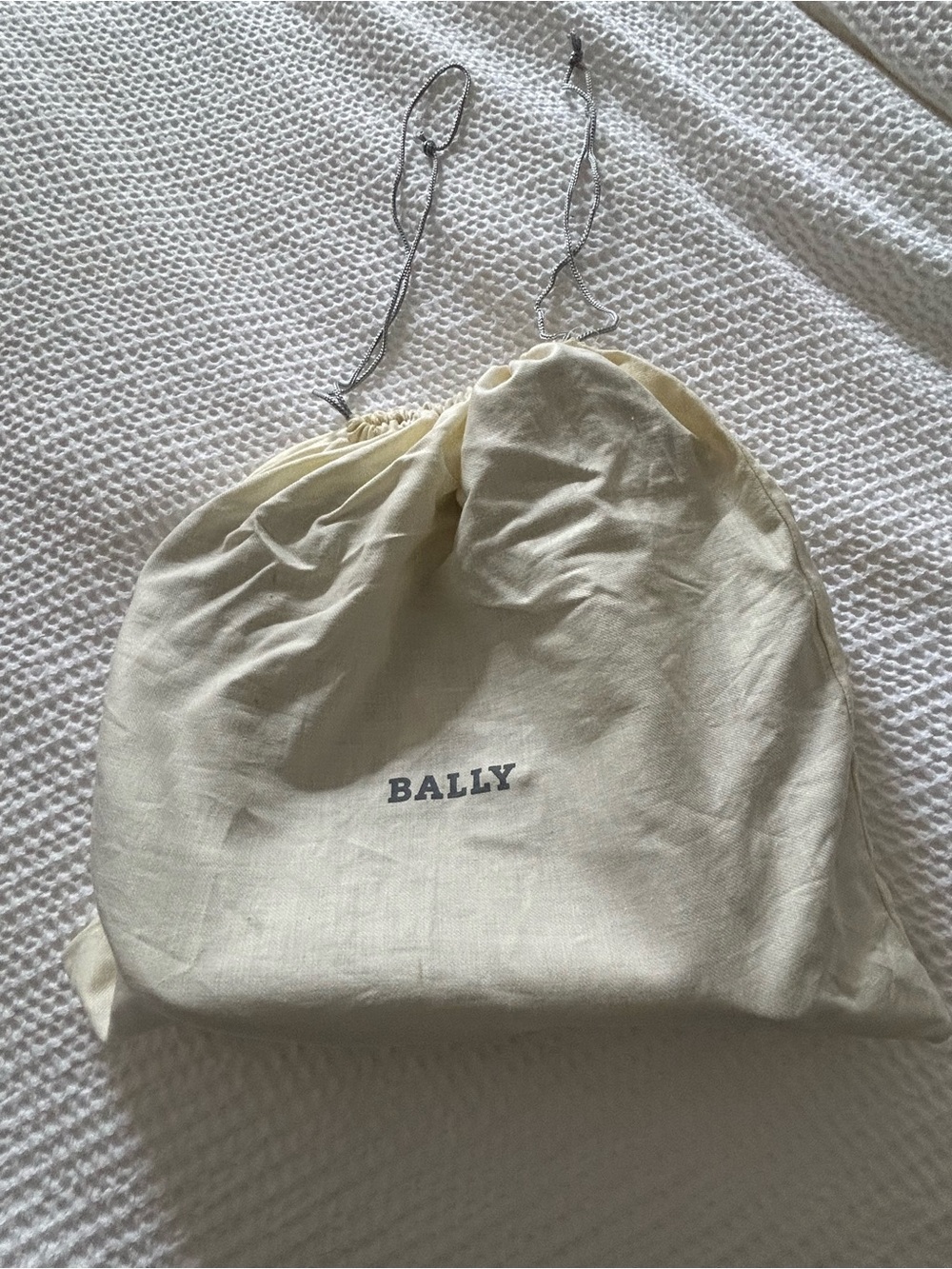 Bally Crossbody Bag with Gold Hardware - Picture 5 of 5